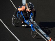 Army Veteran Brandi Evans competes in wheelchair racing at the 2017 DOD Warrior Games