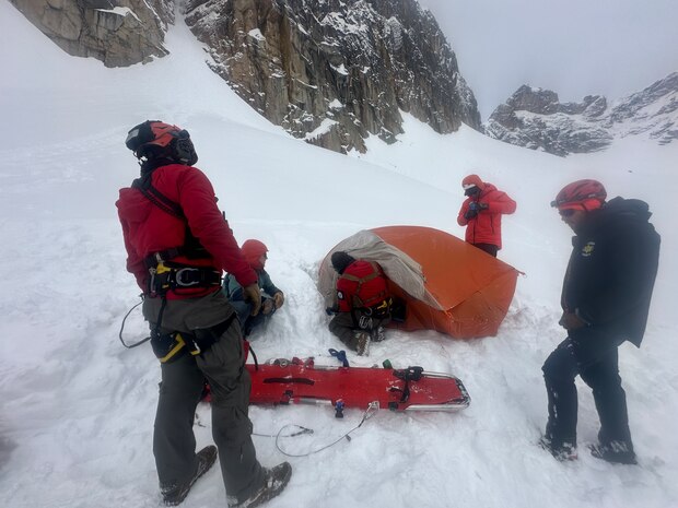 Whidbey SAR Rescues Hiker On Cutthroat Peak