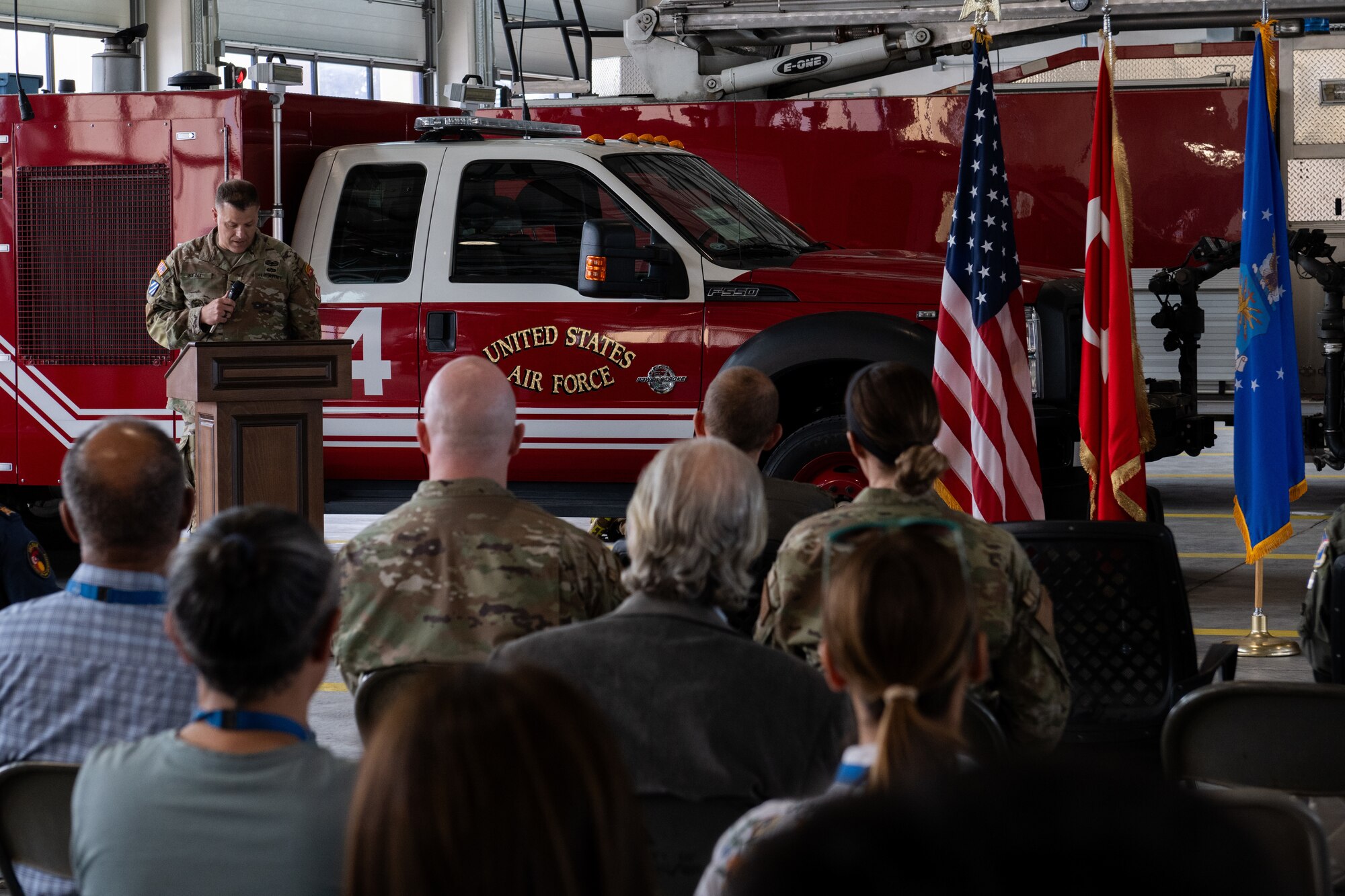 U.S. Army Col. Dan Kent, U.S. Army Corps of Engineers Europe District commander, gives closing remarks to an audience consisting of U.S. Air Force and Turkish Air Force personnel.