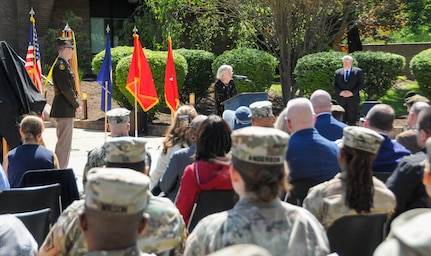 Army Reserve memorializes facility for fallen Iraq War veteran