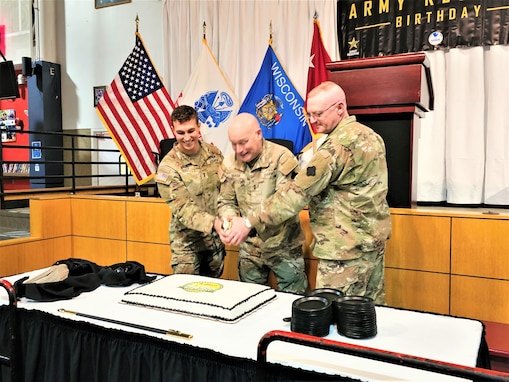 Fort McCoy celebrates Army Reserve’s 116th birthday