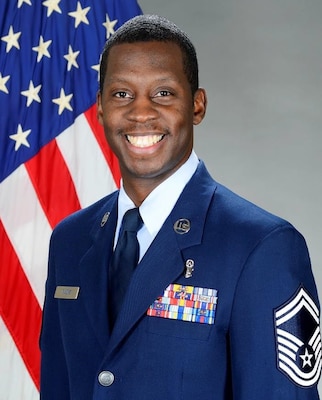 Picture of SMSgt Robert Rivers