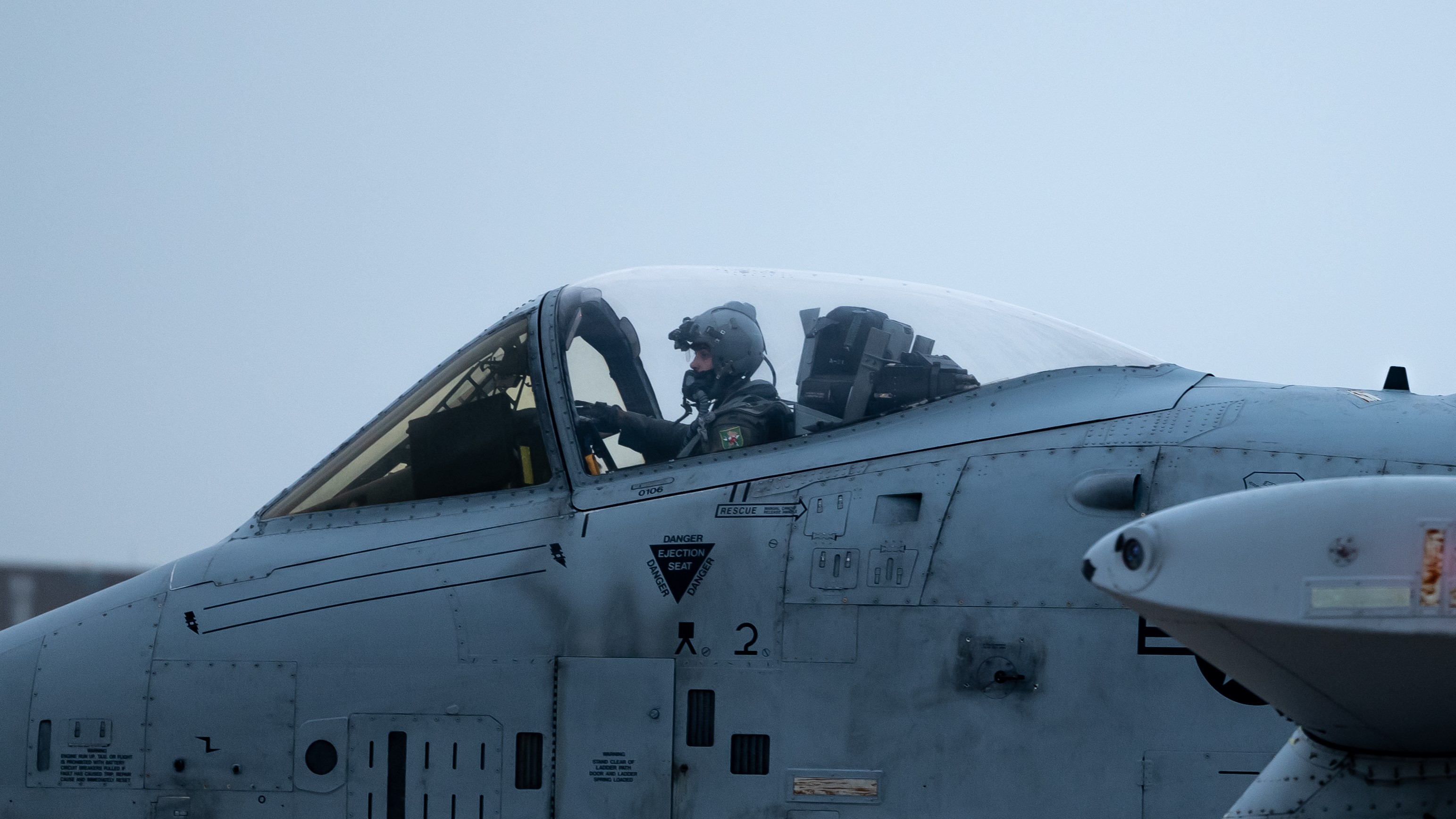 PACIFIC AIR FORCES ドラギンズ A-10 Osan A-10s 'hog' the skies in KFT 24 > Pacific Air Forces