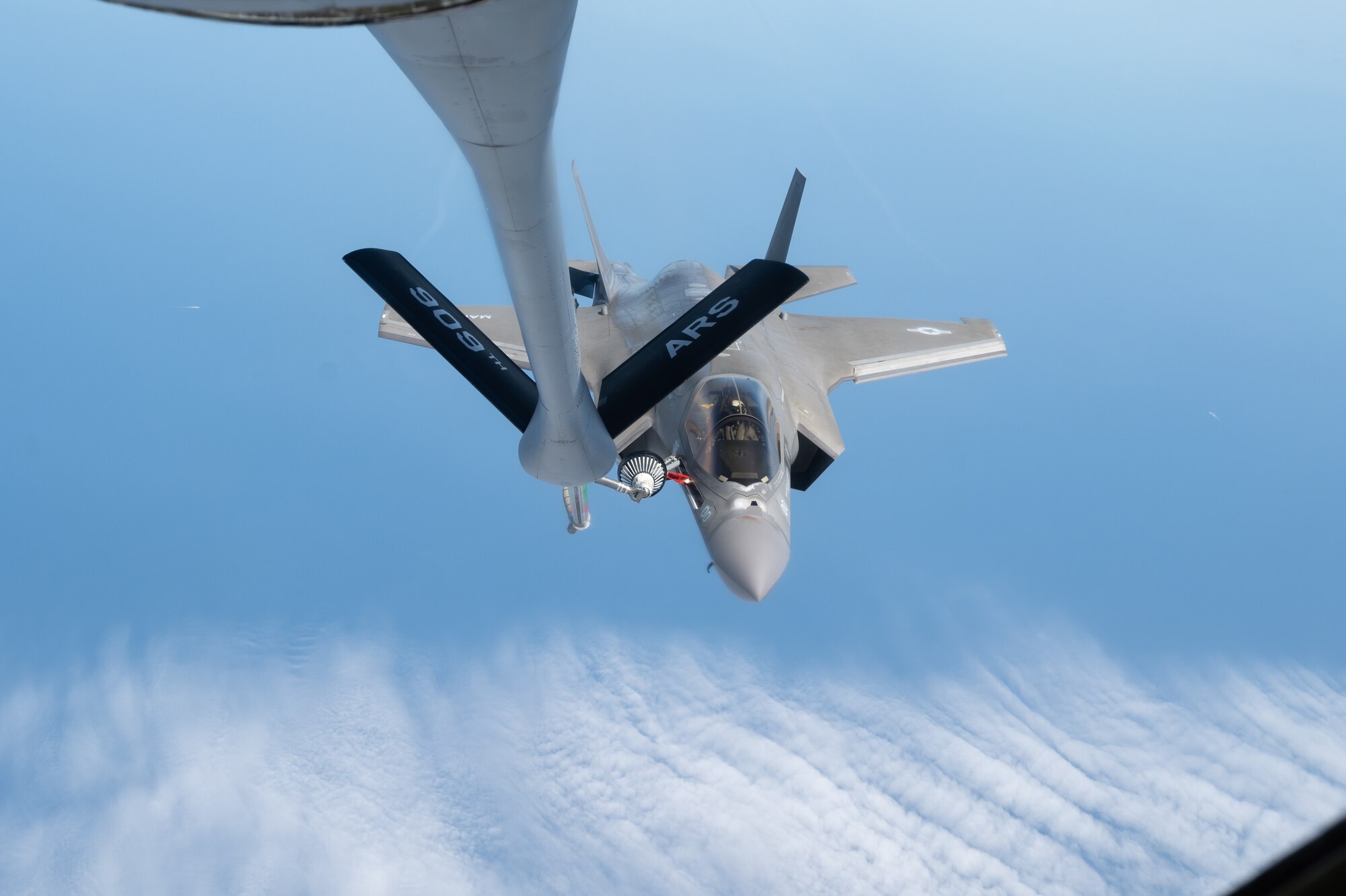 A U.S. Marine Corps F-35B Lightning II assigned to Marine Fighter Attack Squadron 121, Marine Corps Air Station Iwakuni, Japan, conducts aerial refueling with a KC-135 Stratotanker assigned to the 909th Air Refueling Squadron, Kadena Air Base, Japan, during Korea Flying Training 24 over the Republic of Korea, April 25, 2024.