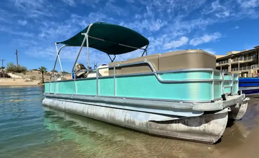 Lake Havasu, ARIZ. – The Coast Guard terminated an illegal charter of the 25-foot Pontoon, in the vicinity of Thompson Bay in Lake Havasu, Ariz., April 27, 2024.