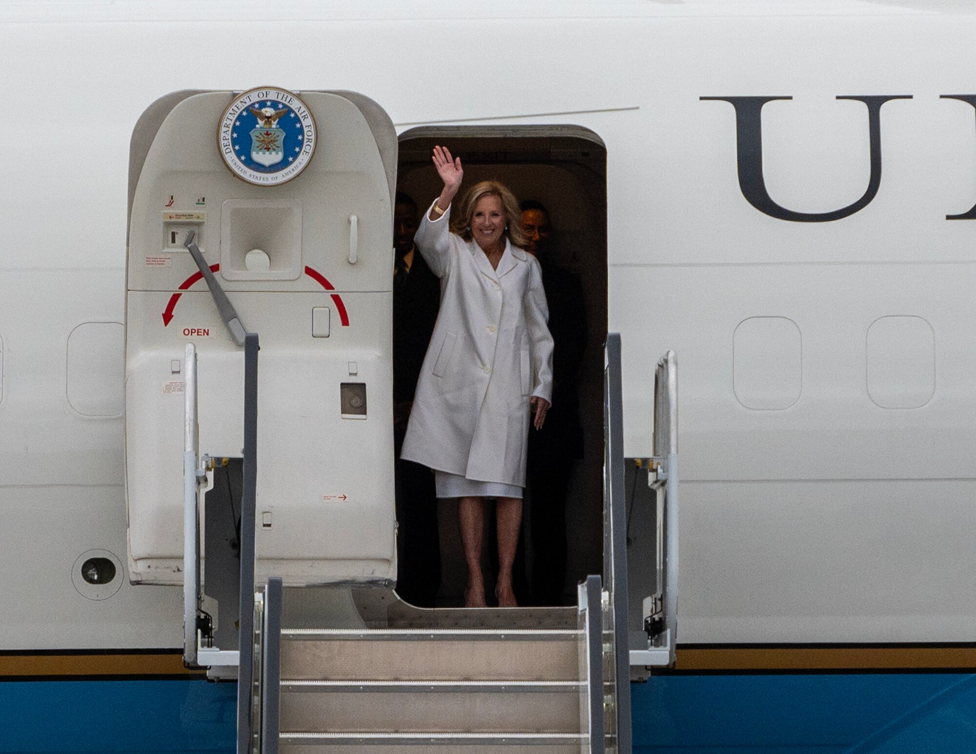 First Lady Dr. Jill Biden arrives at the 133rd Airlift Wing in St. Paul, Minn., April 19, 2024.