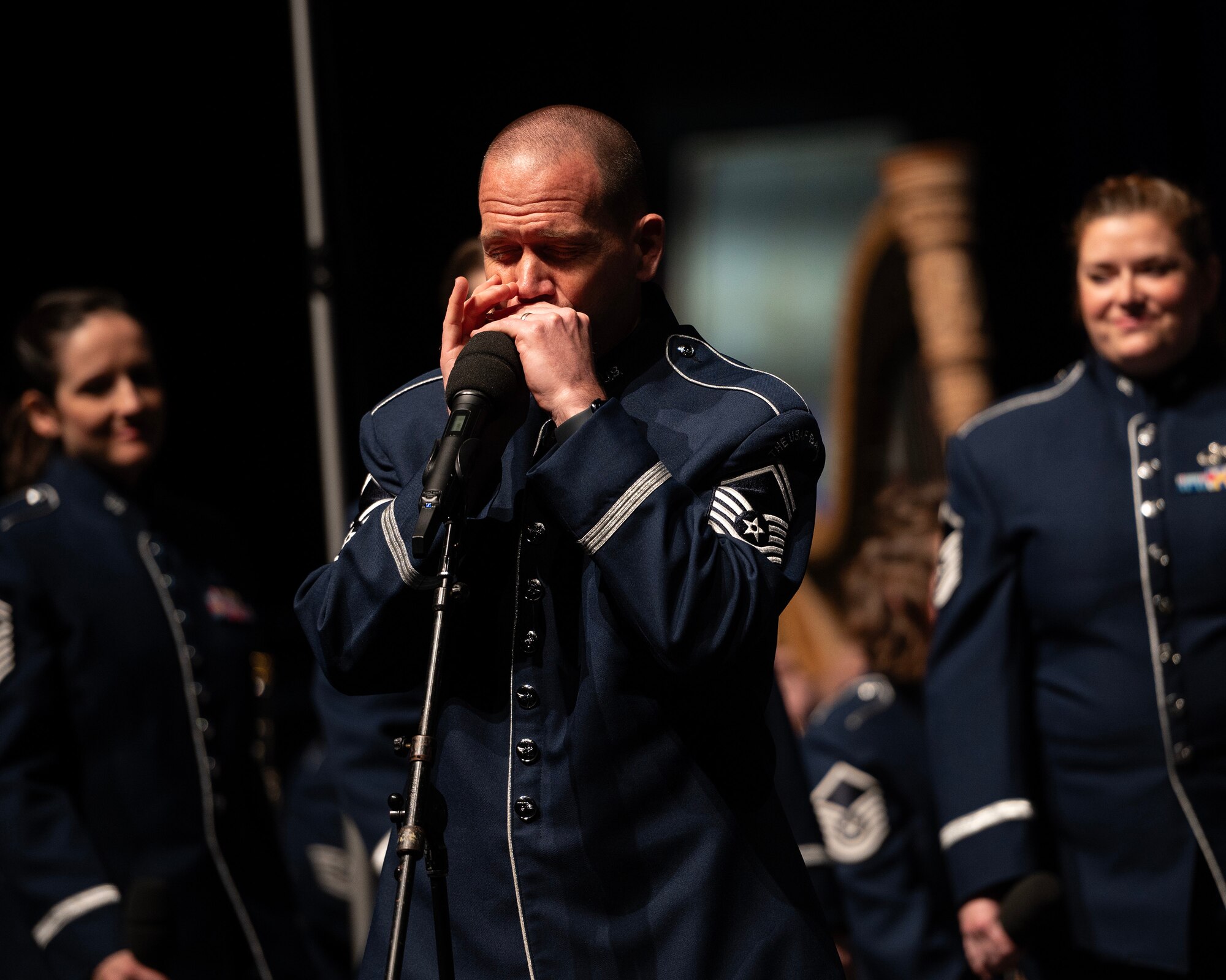 U.S. Air Force Band and the Singing Sergeants perform at St. Michael-Albertville (STMA) High School in St. Michael, Minn., April 9, 2024.