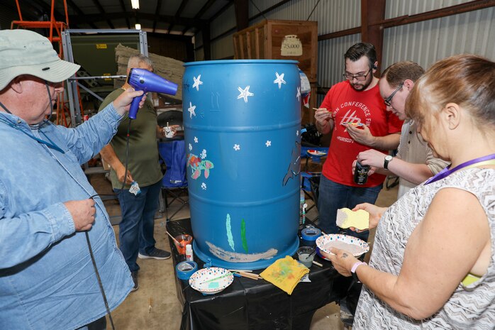 Because of its location along the Gulf of Mexico, Texas receives 10 times more trash on its beaches than most other Gulf states. The Galveston Island Park Board of Trustees is responsible for keeping this litter off the local beaches. This mission requires a lot of effort, and a lot of waste containers, 4,000 to be exact.