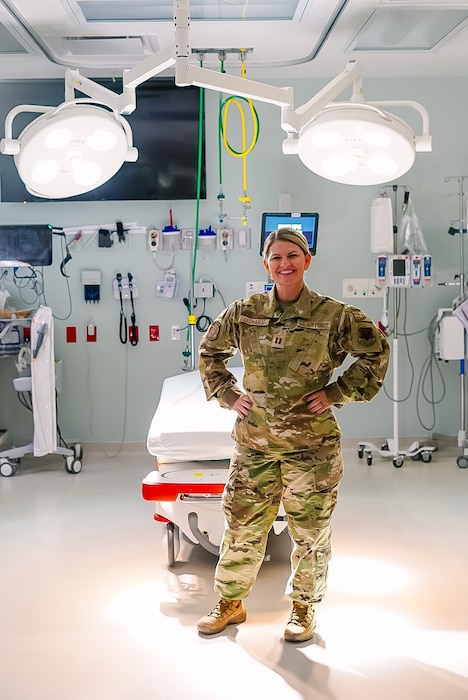 Nurse standing in trauma room