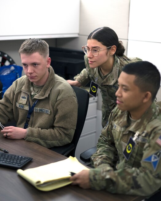 U.S. Space Force Guardians participate in SPACE FLAG 24-1 at Schriever Space Force Base, Colo., April 17, 2024. This event saw the participation of nearly 400 individuals focusing on space mission integration planning. (U.S. Space Force photo by Judi Tomich)
