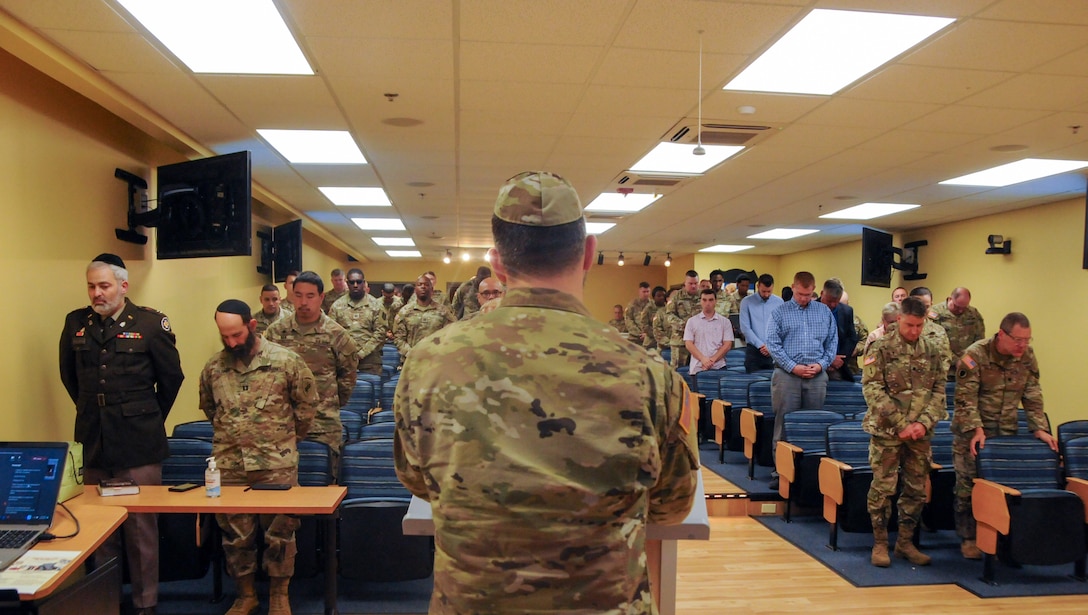 Army Reserve division hosts annual Holocaust Remembrance