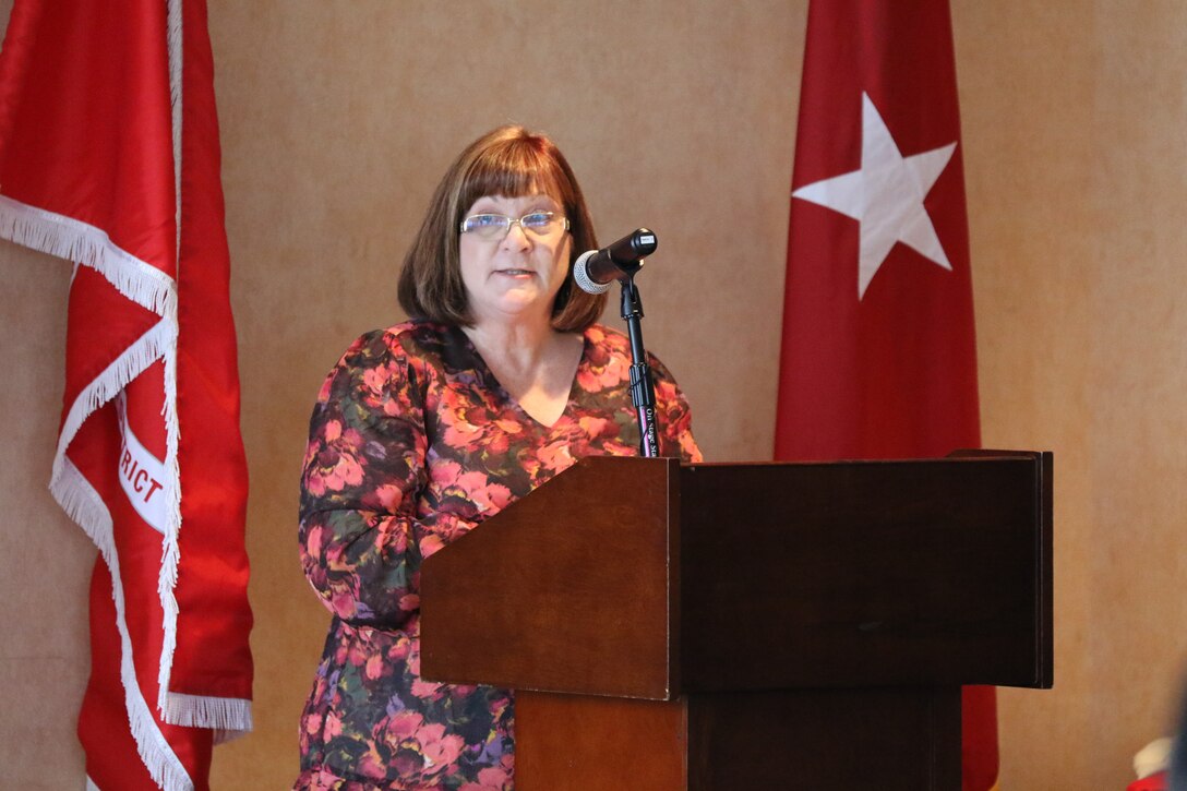 The U.S. Army Corps of Engineers’ Fort Worth District held their annual Administrative Professionals Day luncheon before a packed audience on April 30, at the City Club in Fort Worth. This year, leaders across the district nominated 11 well-deserving administrative professionals for the title of the Fort Worth District’s Administrative Professional of the Year. This year’s guest speaker was Kelly Beck, a retired operations division administrative officer and the only administrative professional ever inducted into the Fort Worth District’s Distinguished Civilian Gallery.