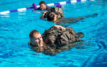 Army nurse finds calling in emergency medicine
