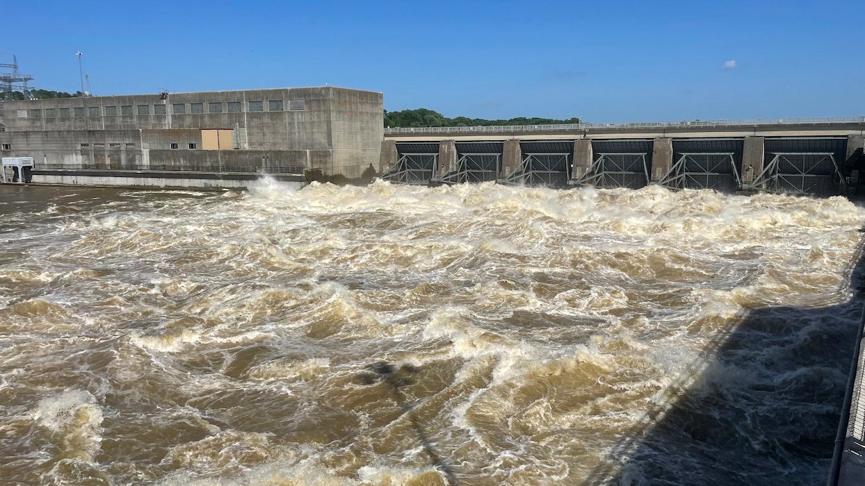 Old Hickory Dam operates with water releases as designed today on the Cumberland River in Hendersonville, Tennessee. The U.S. Army Corps of Engineers Nashville District operates and maintains the project. (USACE Photo)