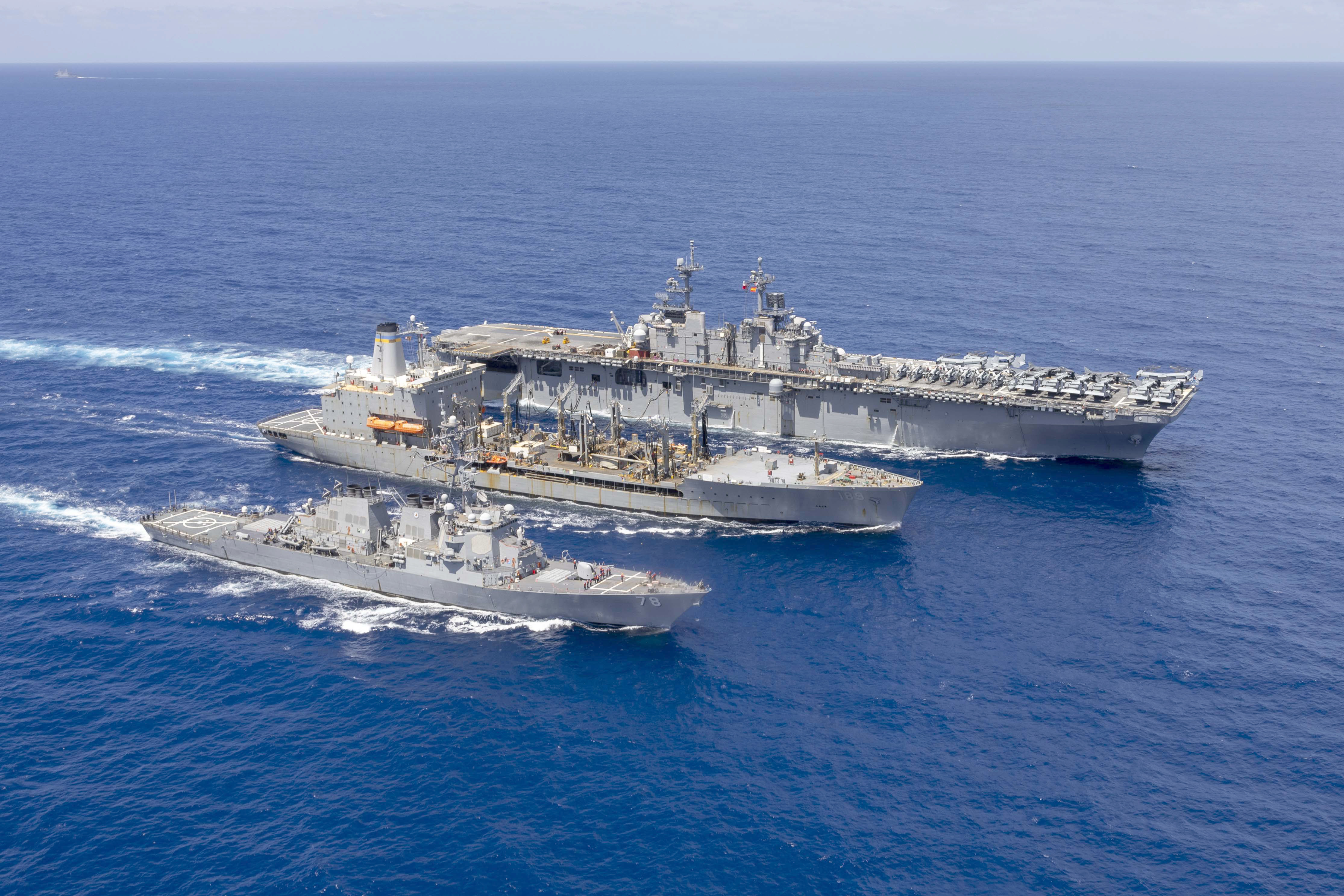 USNS John Lenthall (T-AO 189) resupplies USS Wasp (LHD 1) and USS Porter (DDG 78).