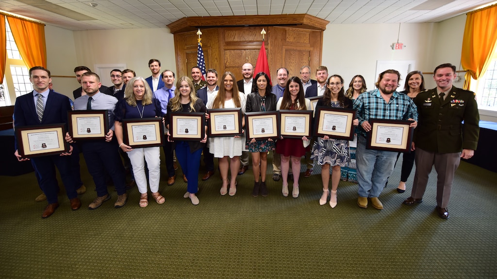 Lt. Col. Robert W. Green, U.S. Army Corps of Engineers Nashville District commander; Maj. Todd Mainwaring, Nashville District deputy commander; and Michael Evans, course instructor, pose with graduates of the 2023 Leadership Development Program Level I Course Sept. 13, 2023, at the Scarritt Bennett Center in Nashville, Tennessee. (USACE Photo by Lee Roberts)