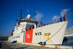 USCGC Mohawk (WMEC 913) crew moors alongside a pier at Port Everglades in Fort Lauderdale, Florida