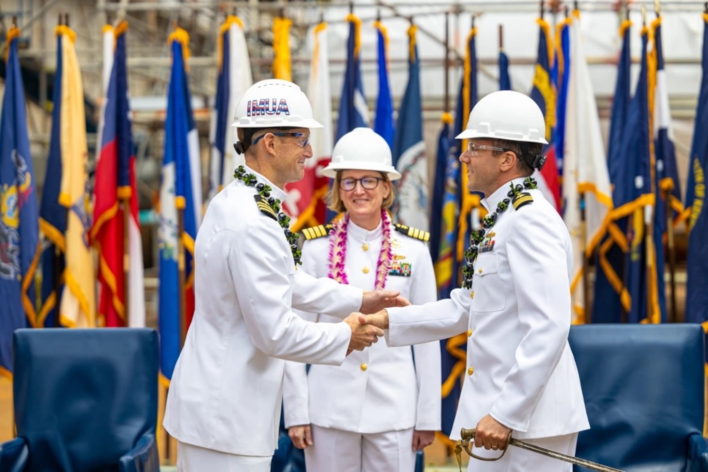 USS Chung-Hoon Awarded Navy Battle “E” Excellence Award during Change of Command Ceremony