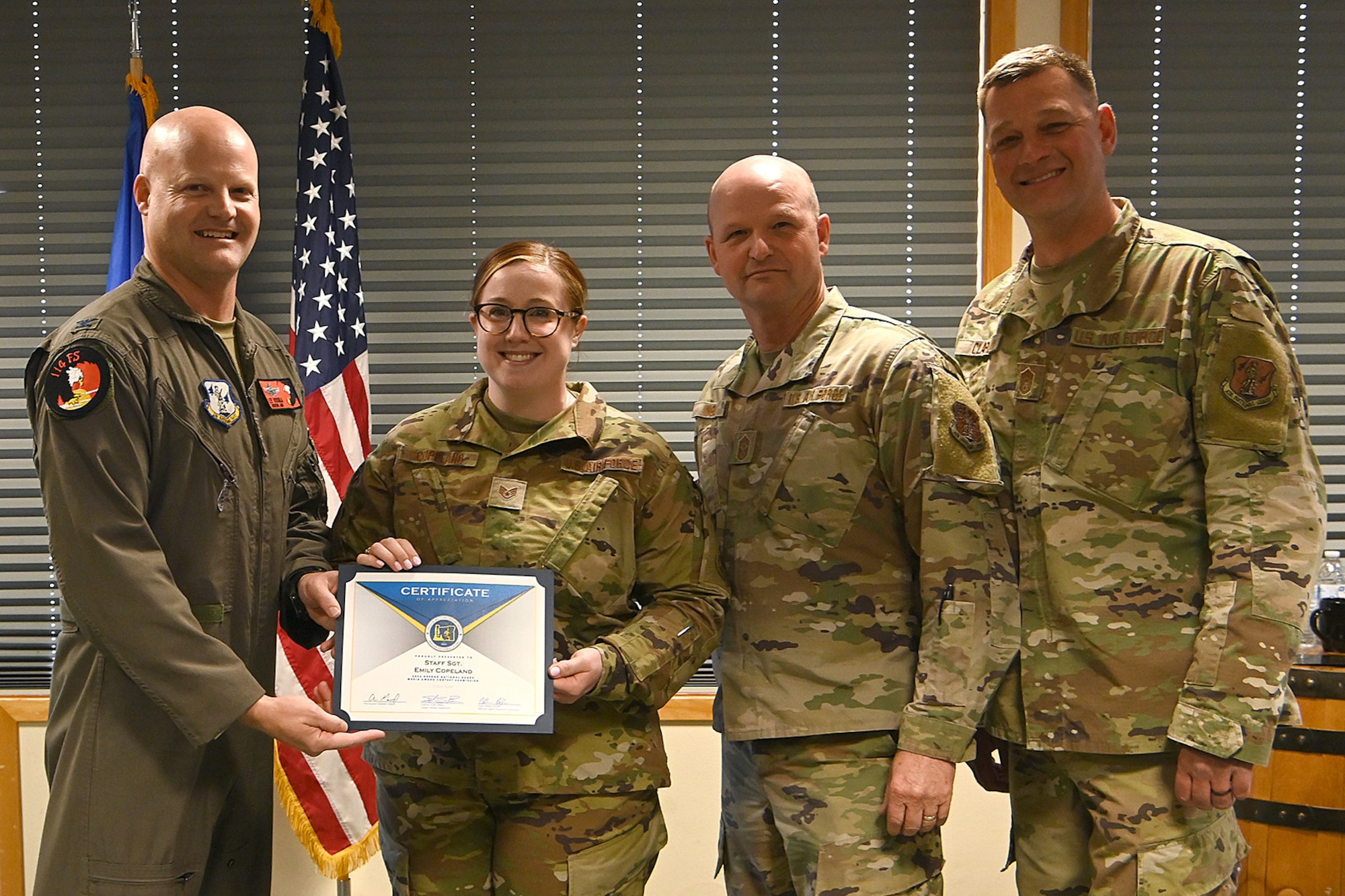 airmen receiving award