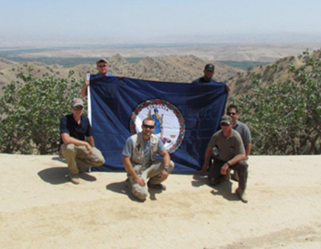 Virginia troops meet with Tajik border guards during SPP trip