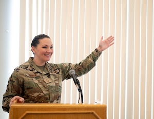 U.S. Air Force Senior Master Sgt. Erin Hansch talks to a room of U.S. Army Soldiers in St. Paul, Minn., May 8, 2024.