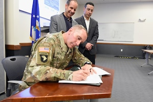 ROME, N.Y. (AFRL) – The Army's 10th Mountain Division's Division Artillery Commander, Col. Thomas Goettke, became the first signatory of the Northeast Multi-Domain Operations Alliance, or NEMDO Alliance April 22, 2024, in Rome, N.Y.  The Air Force Research Laboratory's Information Directorate is organizing an event called Future Flag in upstate New York in summer 2024. The event is aimed at accelerating the fielding of new military technologies and aircraft for the warfighter. Around 150 participants from various United States military branches will attend. (U.S. Air Force photo / Albert Santacroce)