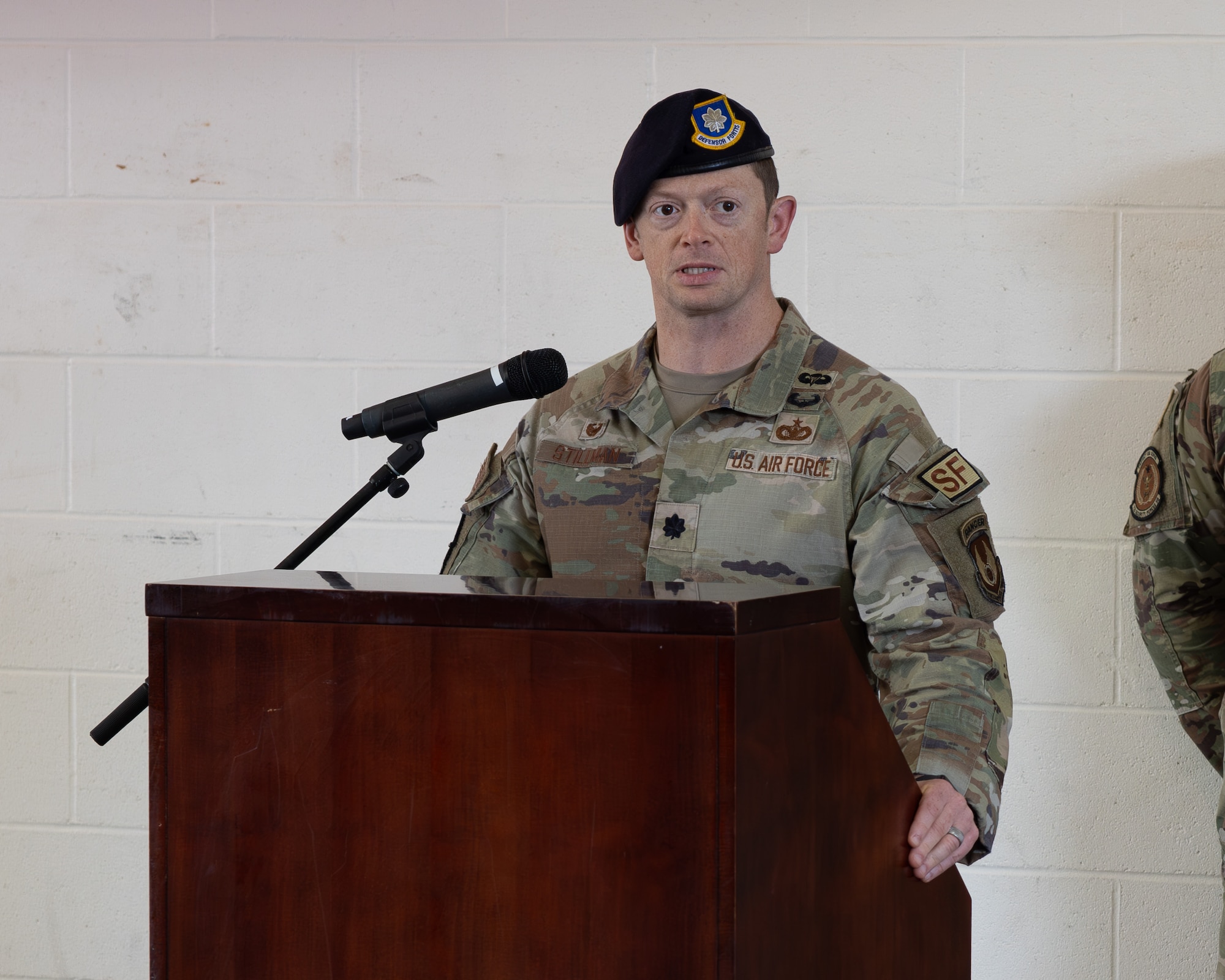 col stillman speaking to crowd