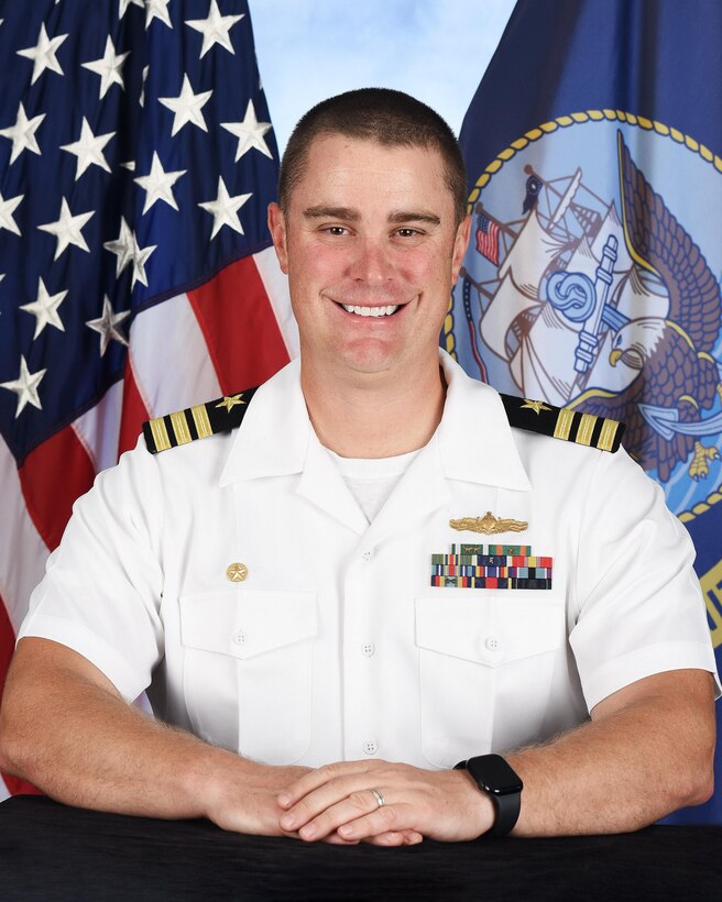 COMMANDER JARED MALLIS