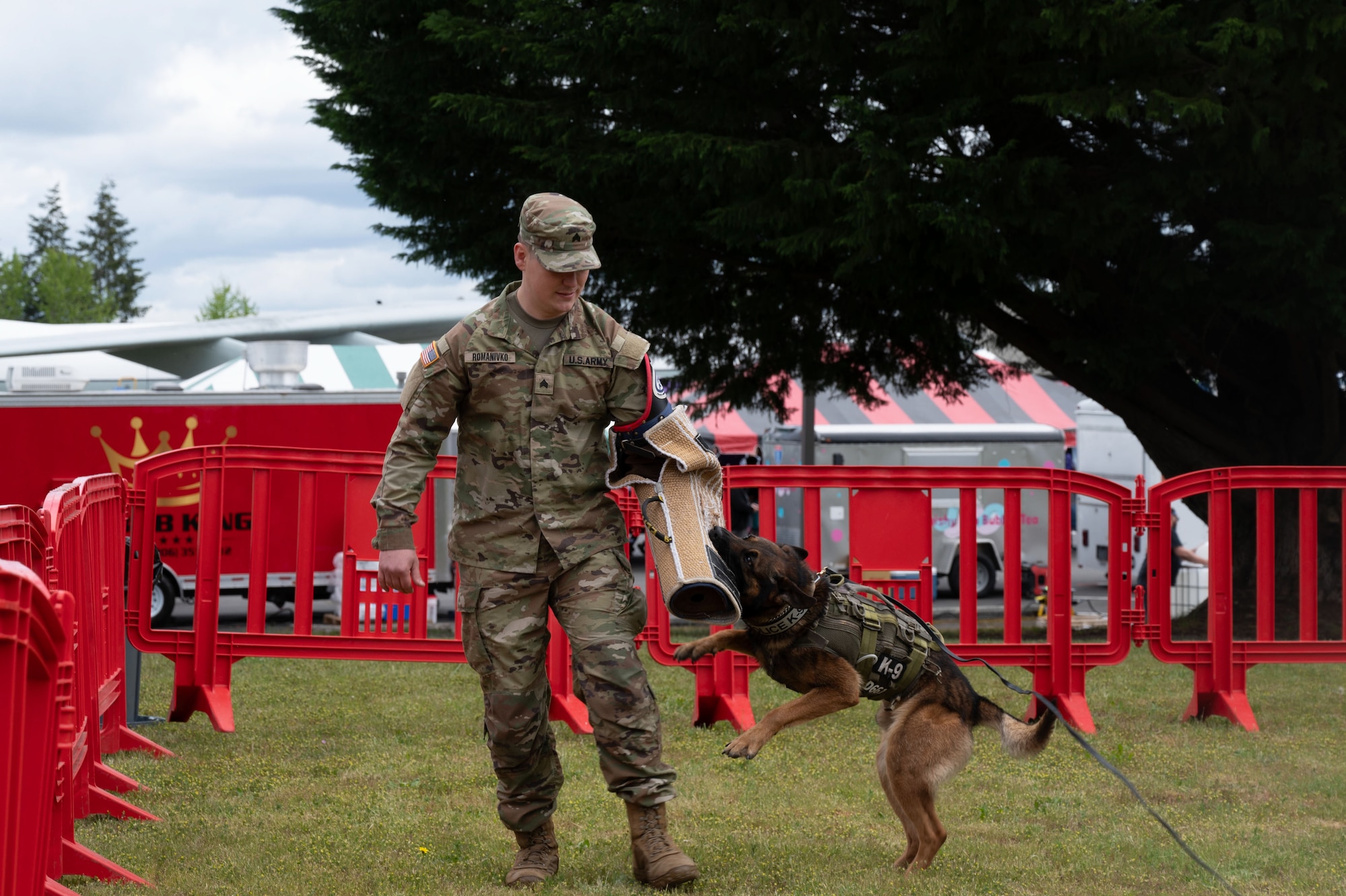 Team McChord opened their gates to the public for a day of, military aircraft and vehicle displays, war reenactments, live music and food.