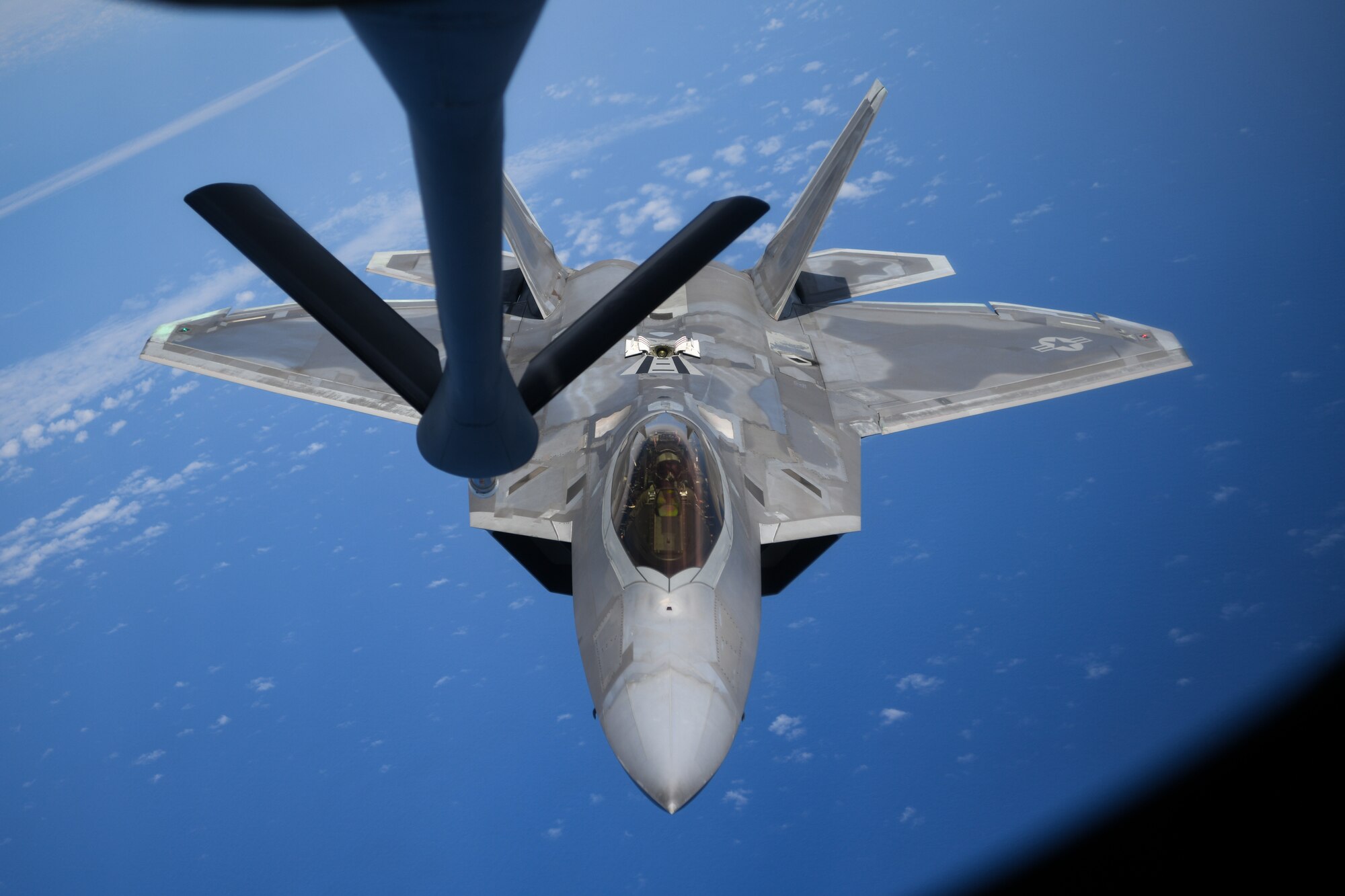 An F-22A Raptor prepares to refuel.
