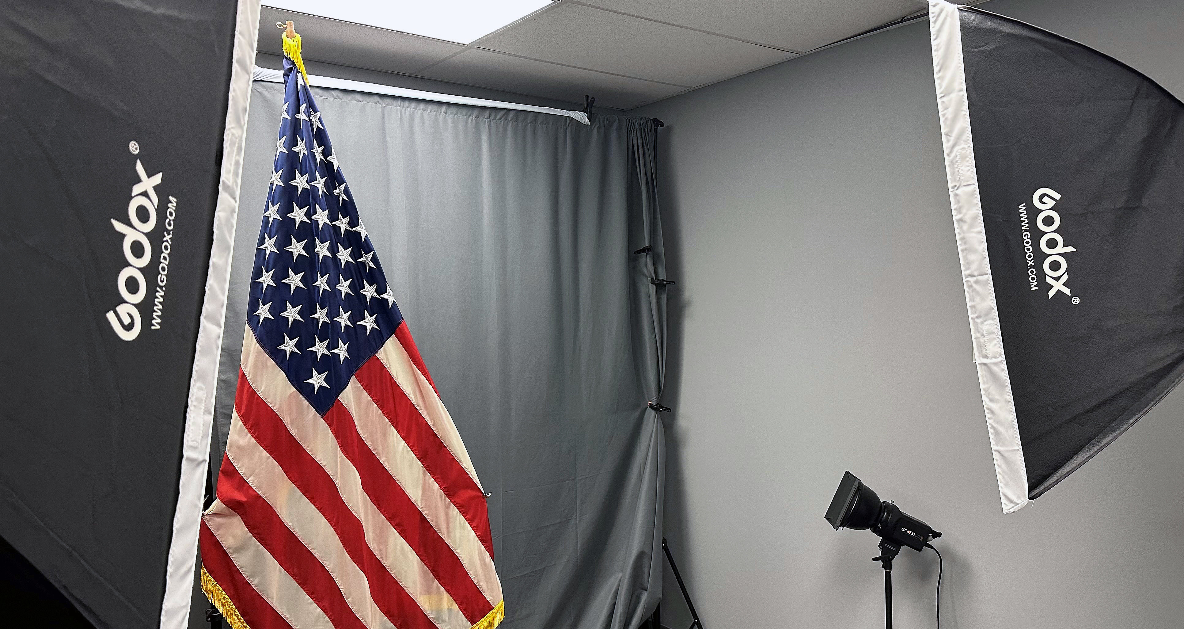 445th Airlift Wing photo studio set up. (Photo by Amanda Dick)
