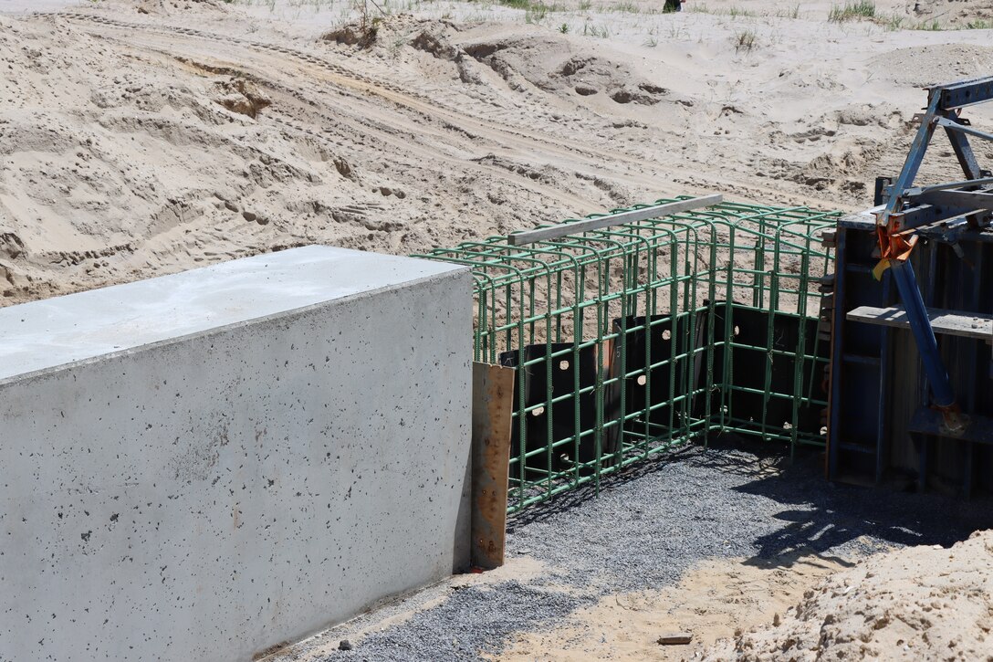 Work on seawall resumes at Rockaway