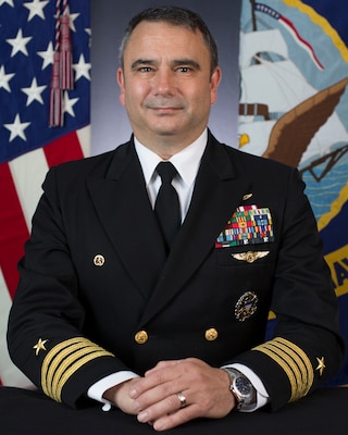 Official studio photo of Capt. Sean P. Knight, Commanding Officer, USS Kearsarge (LHD 3)