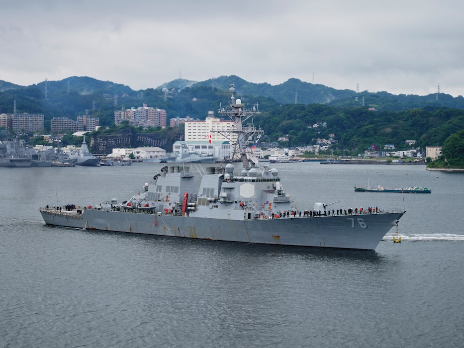 USS Higgins (DDG 76) departs Fleet Activities Yokosuka.