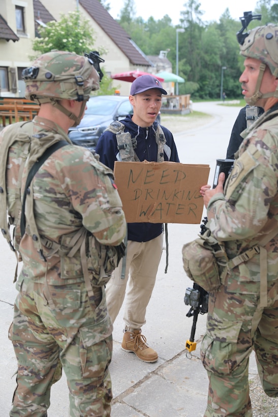 Army Reserve Soldiers train to influence the fight