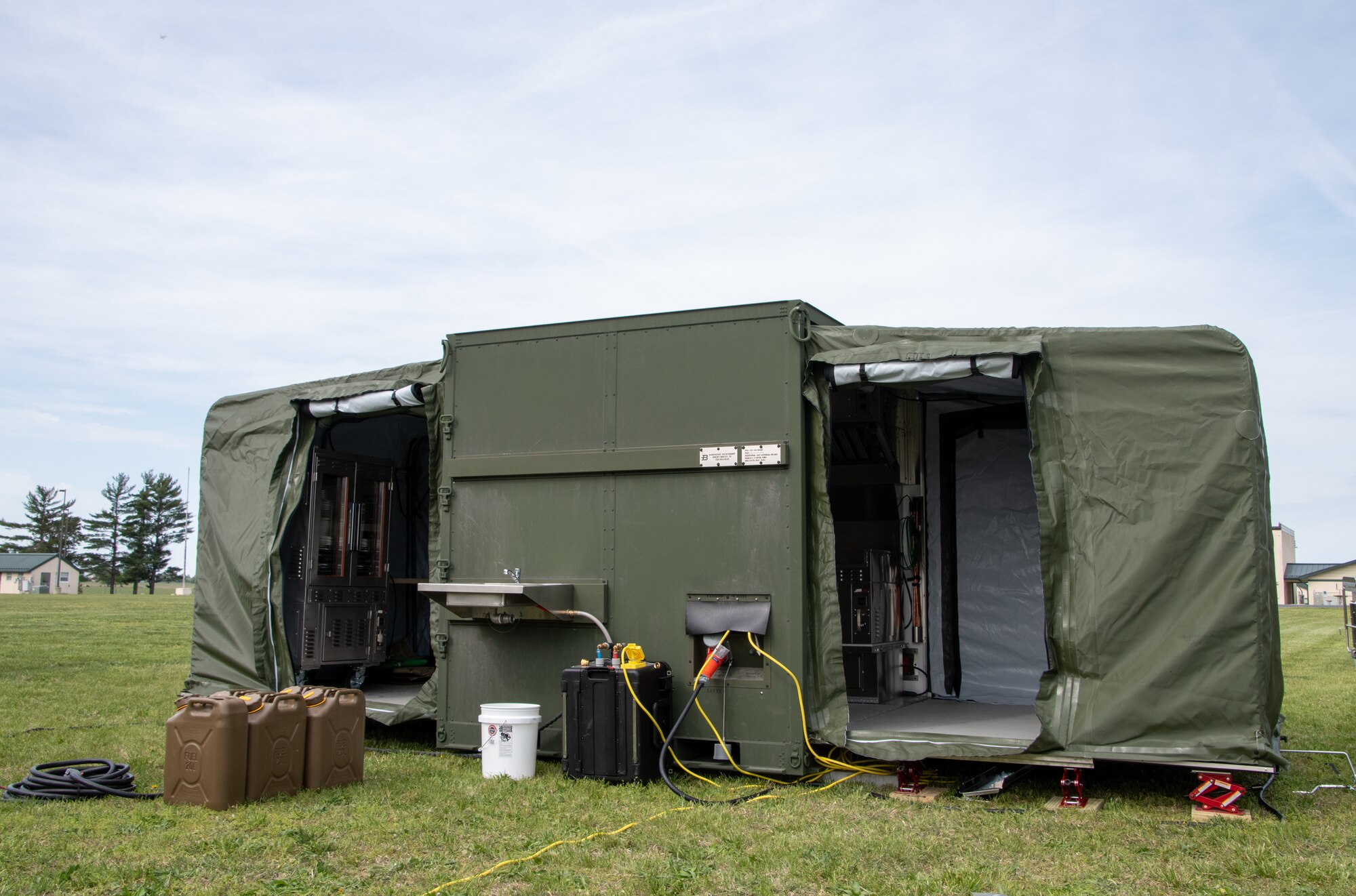 Overview photo of the ESPEK kitchen that the 131st Bomb Wing services Airman use during exercise Pacific Reign.