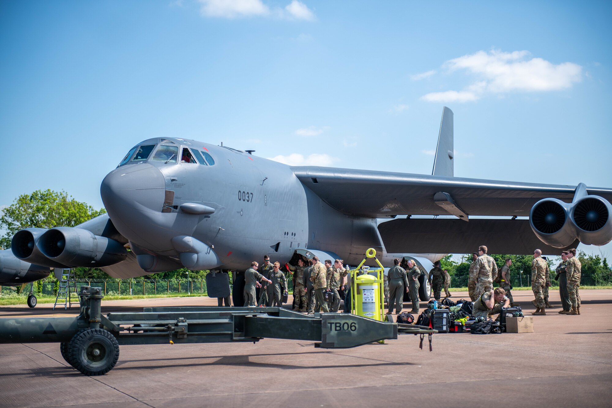 Airmen gather around a B-52 Stratofortress at RAF Fairford