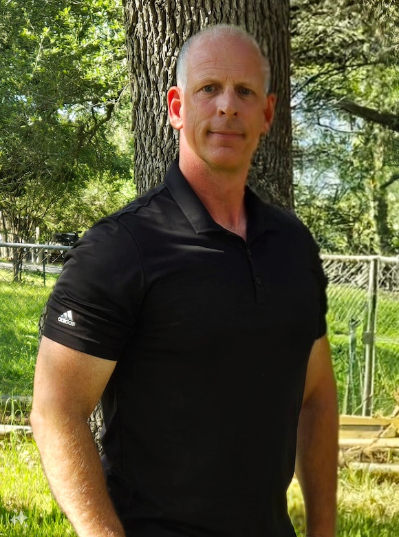 Brett Mazey, a retired U.S. Air Force Lt. Col., as the new Canyon Lake Manager
