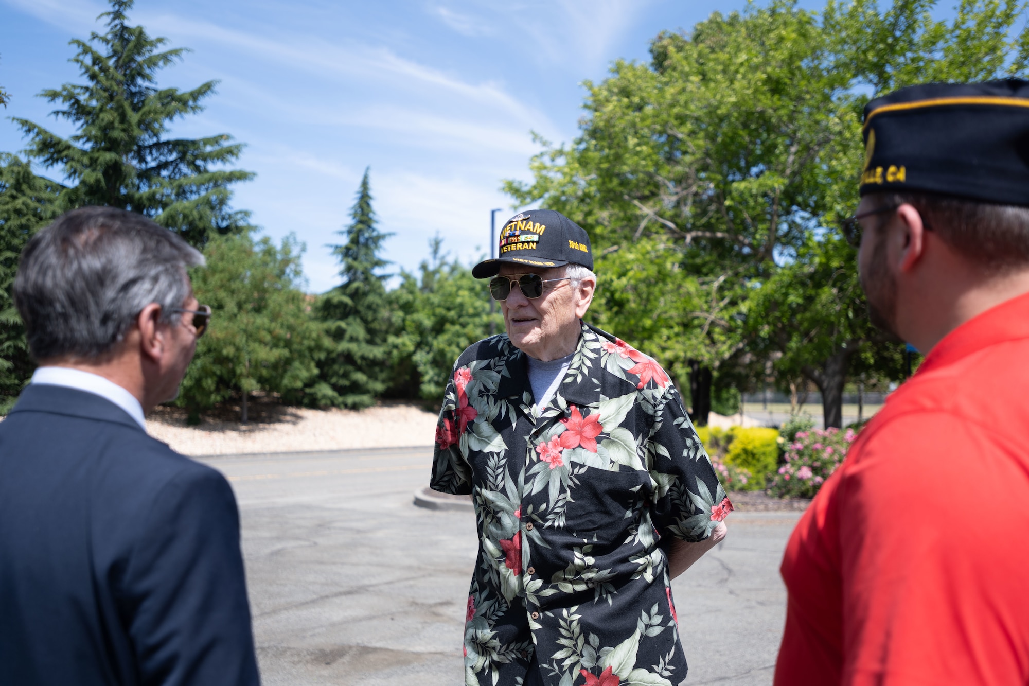 veteran talks to Fisher House guests