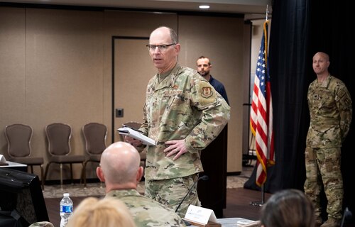 Gen. Richardson speaks to Airmen.