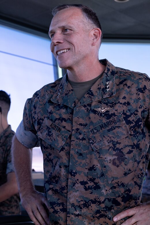 MCCDC CG, CD&I DC Tours MCAS Cherry Point