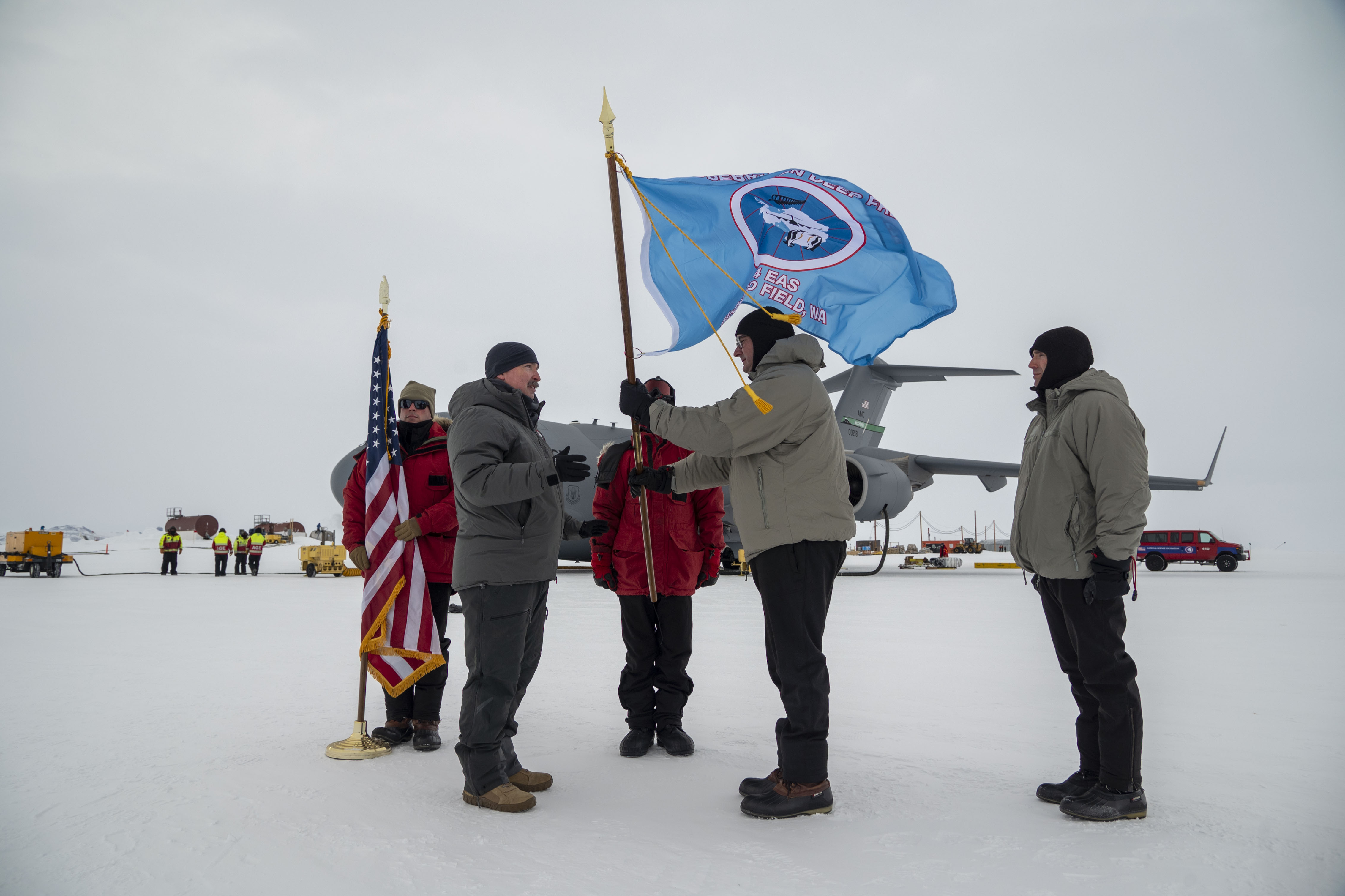 304th-eas-change-of-command-on-ice