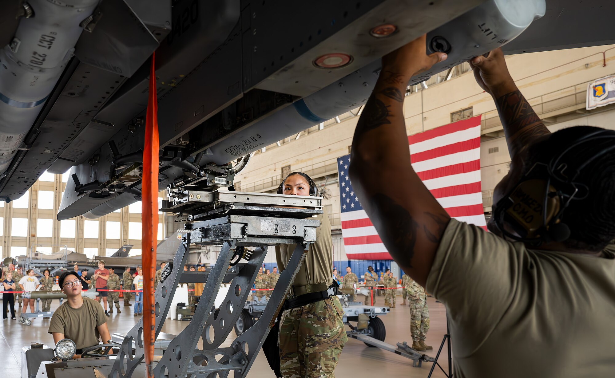 Weapons Load Q3 Red