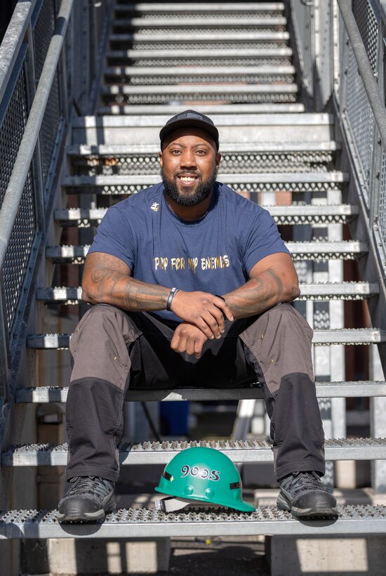 Idrese Manning, U.S. Marines Corps 
Production Waterfront Safety Advocate Code 900S, Waterfront Safety 
“It's important to protect those who can't protect themselves — and the peaceful way of life and freedoms we enjoy. We celebrate the sacrifices that our active and [former] military personnel have made for all of us to enjoy a country where you can purse your dreams and goals.” (U.S. Navy photo by Wendy Hallmark)
