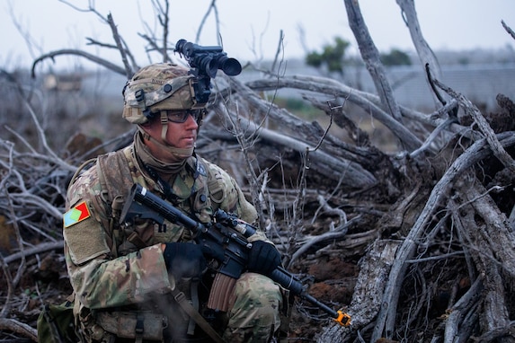 100th BN 422nd IN REGT Soldiers defend the night