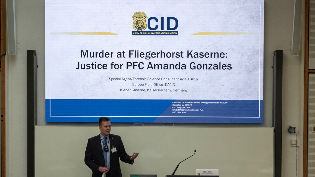 Army CID Agents Agents Brief International Partners at the 31st International Forensic Science Seminar.