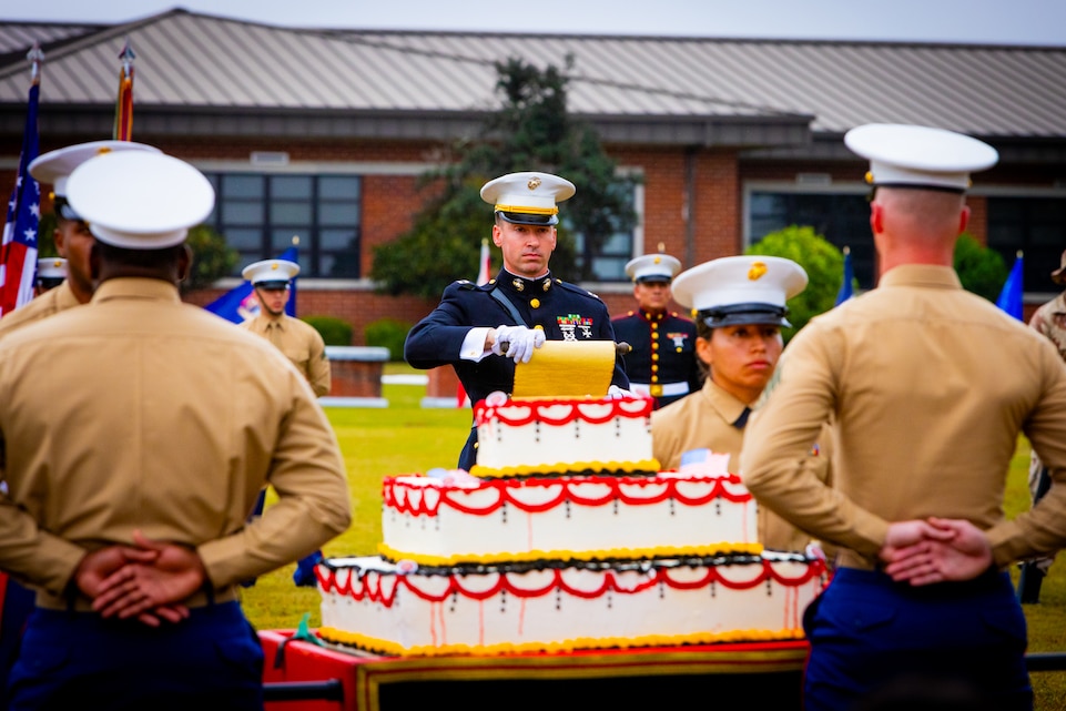 A slice of history and tradition served up for 249th birthday celebration