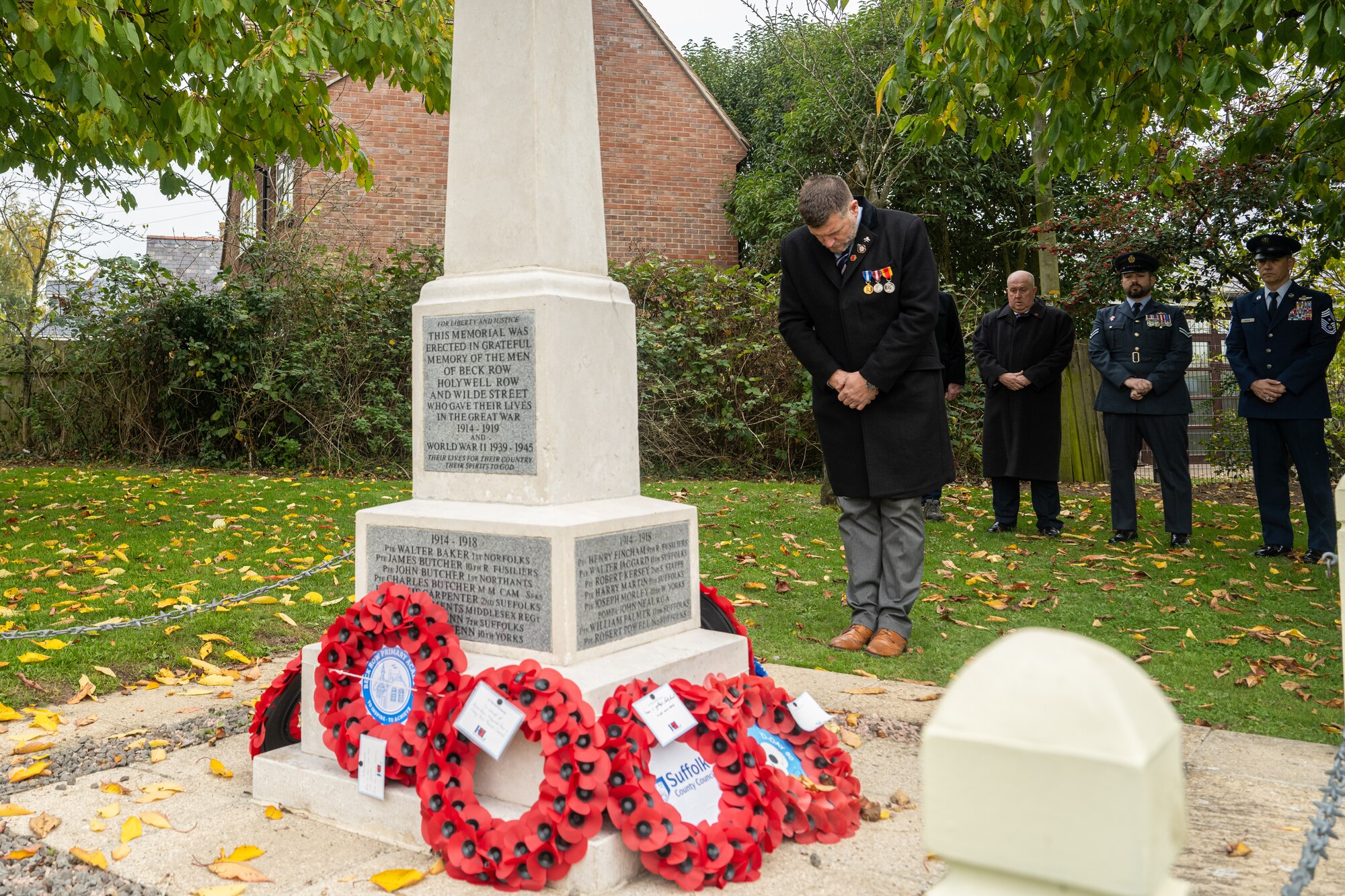 By taking part in this solemn ceremony, U.S. and U.K. service members reaffirmed the duty of both nations to remember, respect, and honor the past while striving for a safer future.