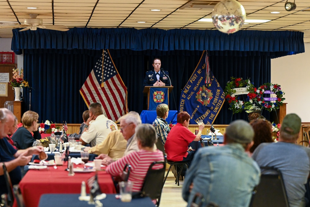 U.S. Air Force Col. Amanda Knotts, 97th Mission Support Group commander, delivers a speech at the VFW Post 4876 at Altus, Oklahoma, Nov. 11, 2024. In her speech, Knotts expressed gratitude for the men and women who have served before her. (U.S. Air Force photo by Airman 1st Class Lauren Torres)