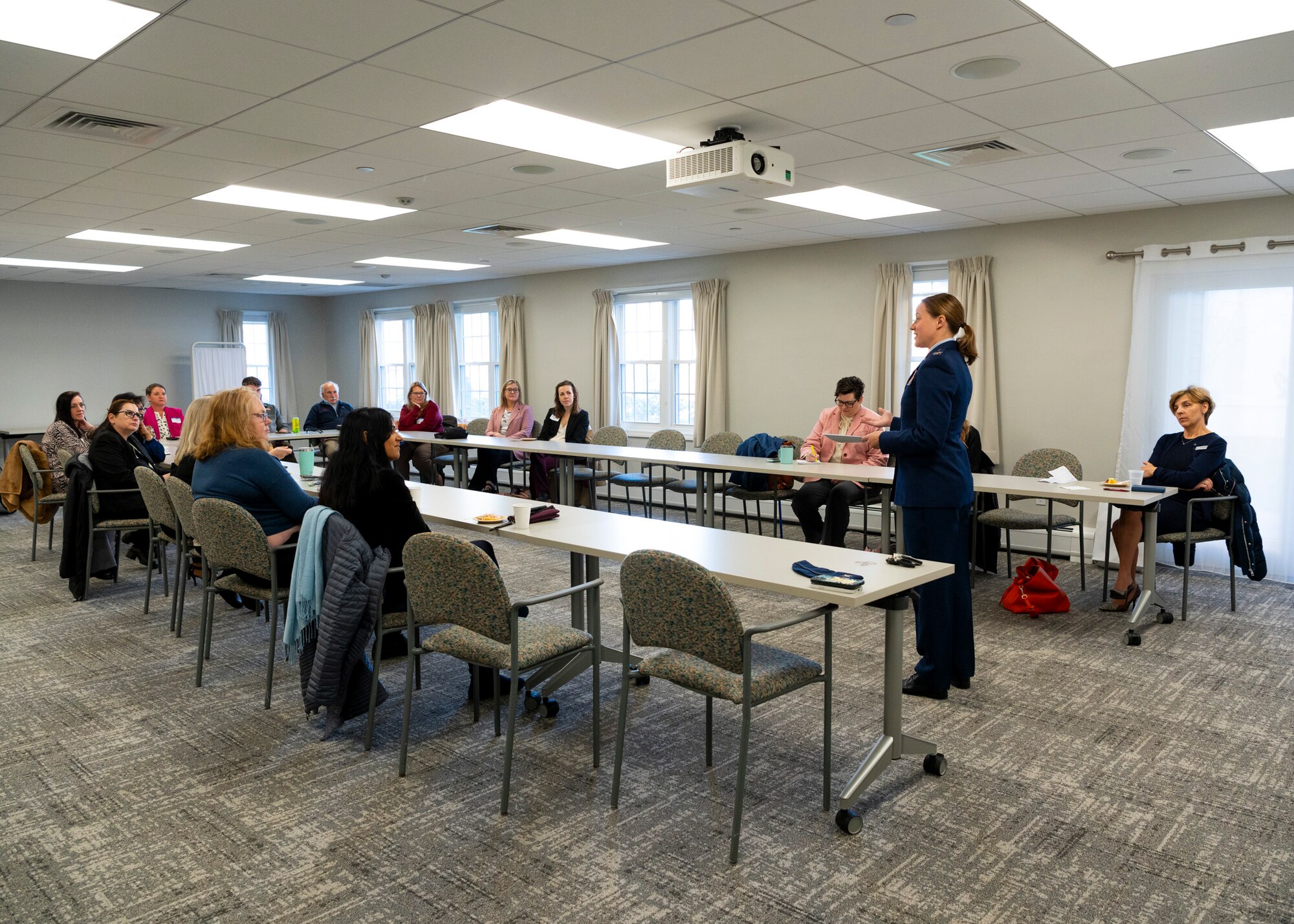Air Force colonel speaks at meeting.